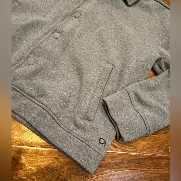 New Gap Fit coat - Picture 3 of 7